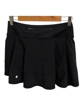 🔥Lululemon Athletica black skort. Size 4. Like new/ barely worn